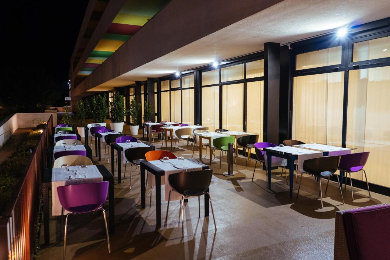 Unaway Hotel Fabro Exterior foto