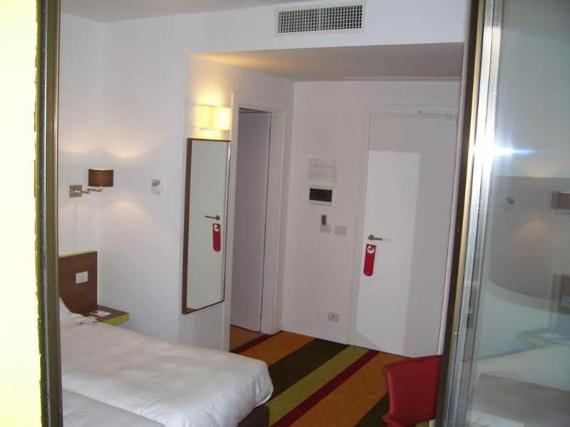 Unaway Hotel Fabro Exterior foto